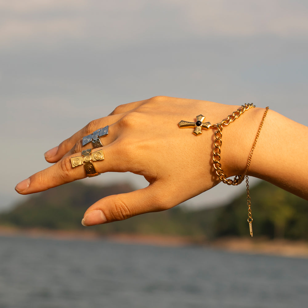 youthwayfashion-black-agate-cross-chain-bracelet-2