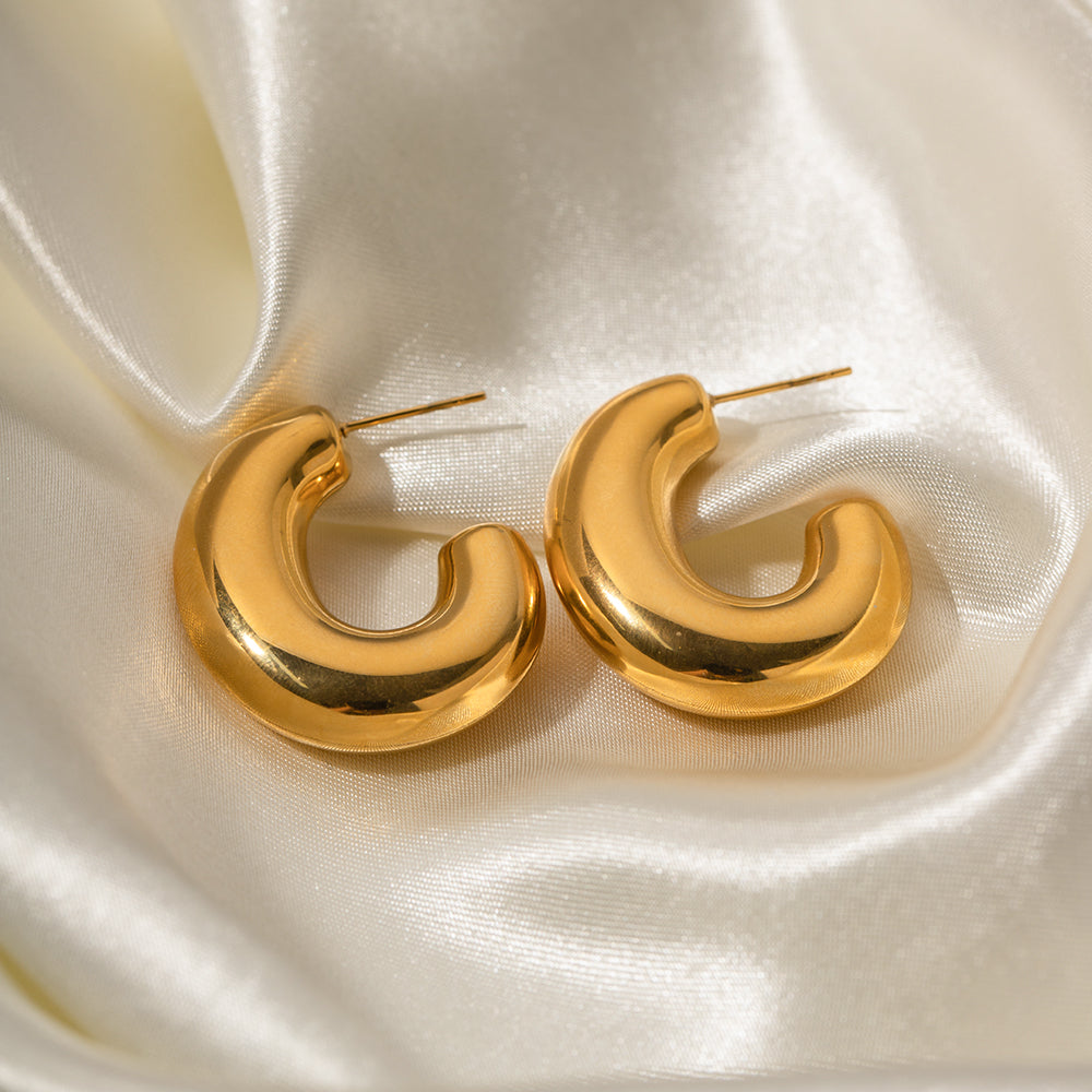 youthwayfashion-gold-plated-chunky-hoop-earrings-2