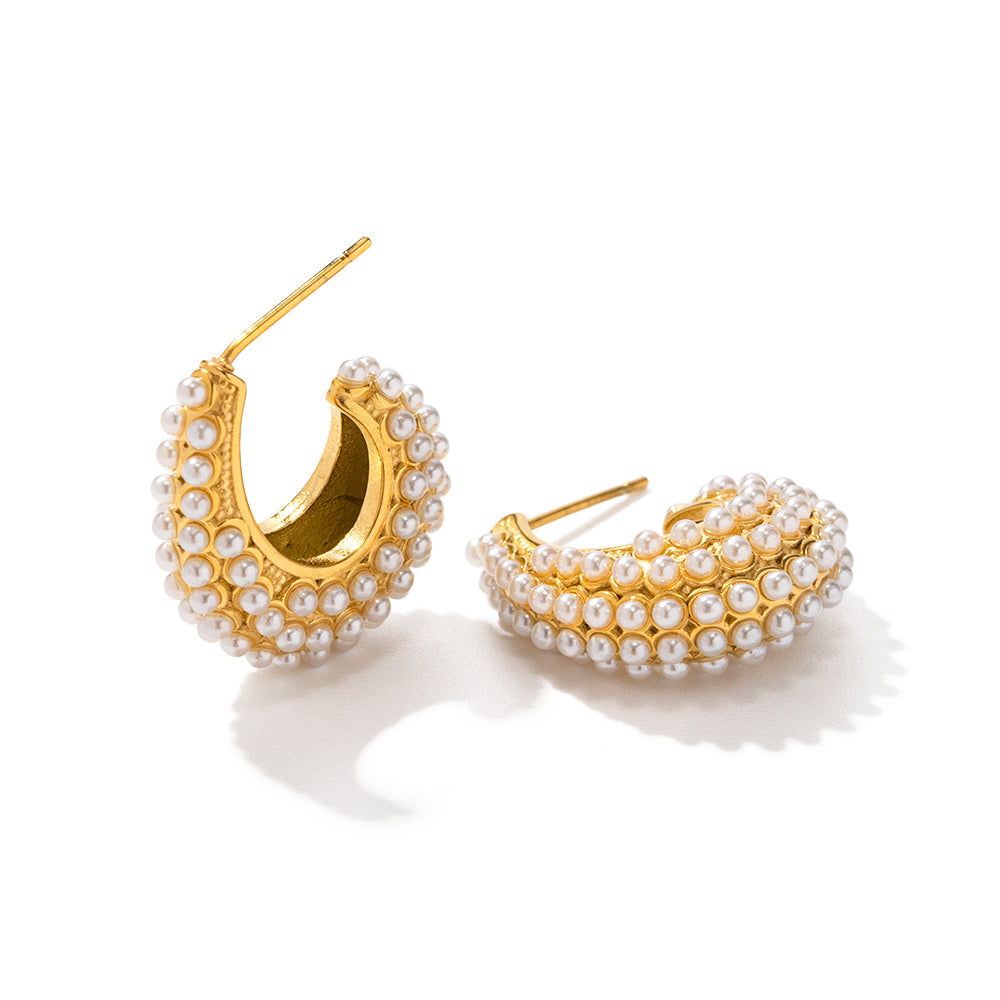 youthwayfashion-pearl-stud-earrings-1