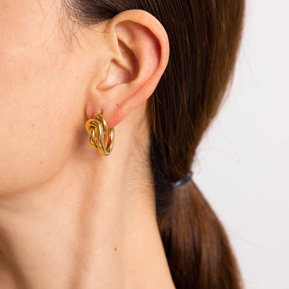 youthwayfashion-kink-gold-matching-stud-earrings-4