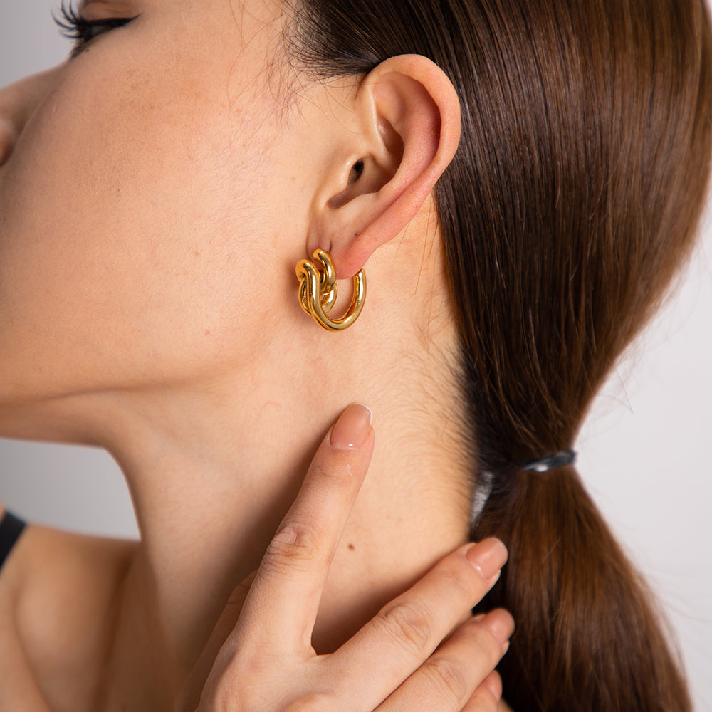 youthwayfashion-kink-gold-matching-stud-earrings-2