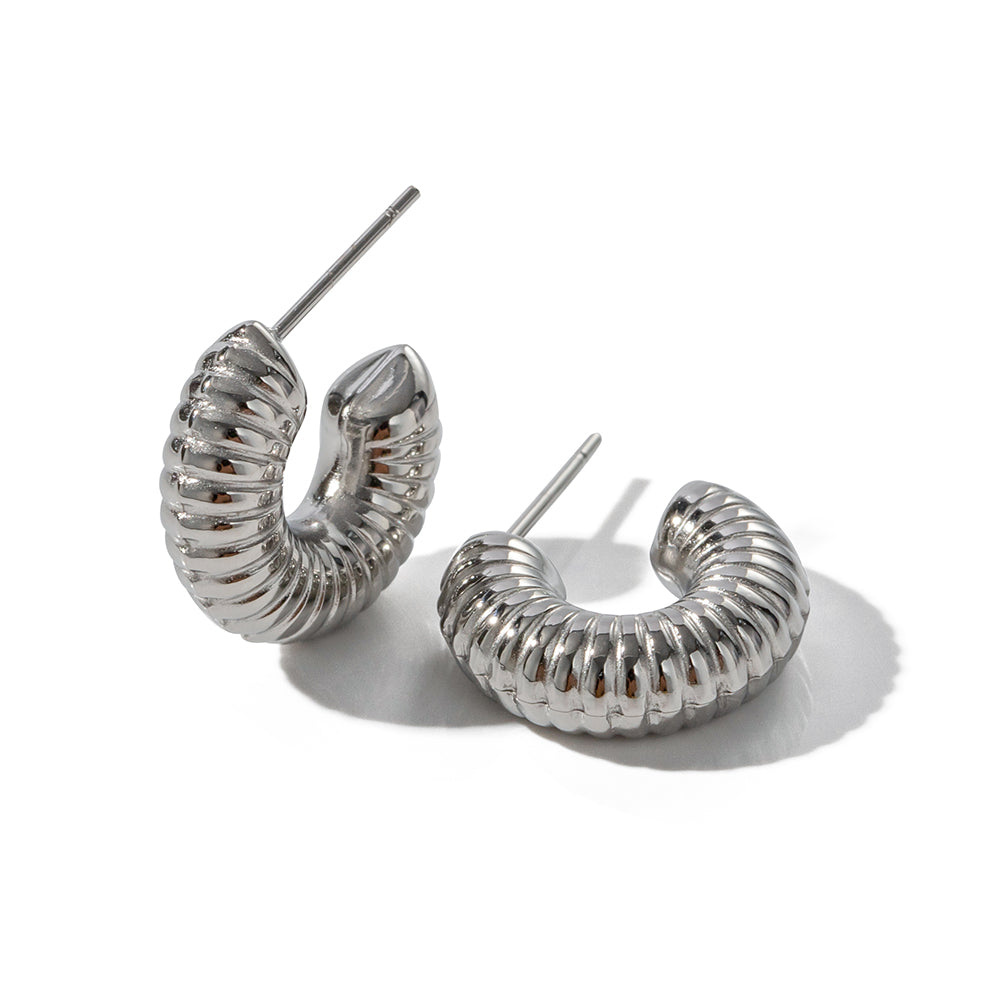 youthwayfashion-small-silver-snail-shell-earrings-1