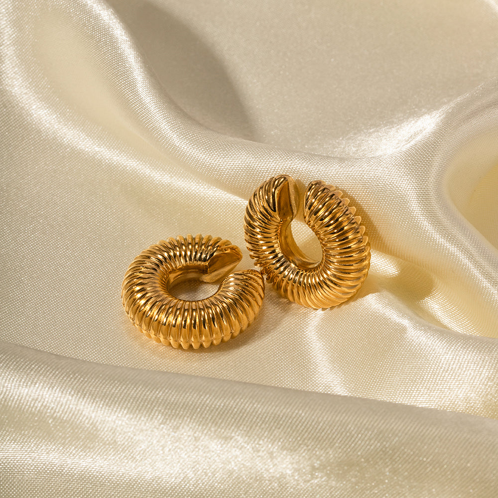 youthwayfashion-gold-wide-tube-earrings-5