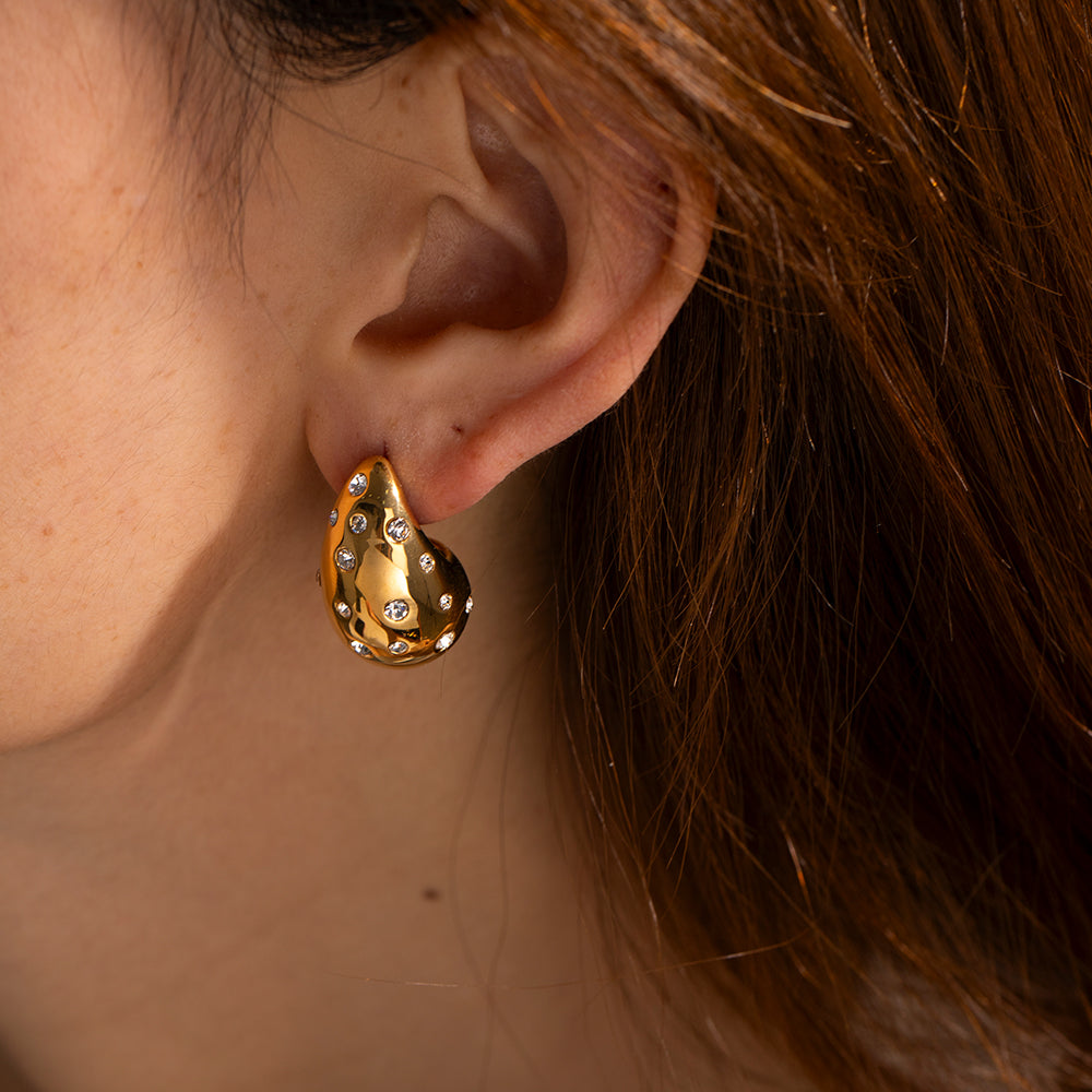 youthwayfashion-gold-rhinestones-teardrop-earrings-2