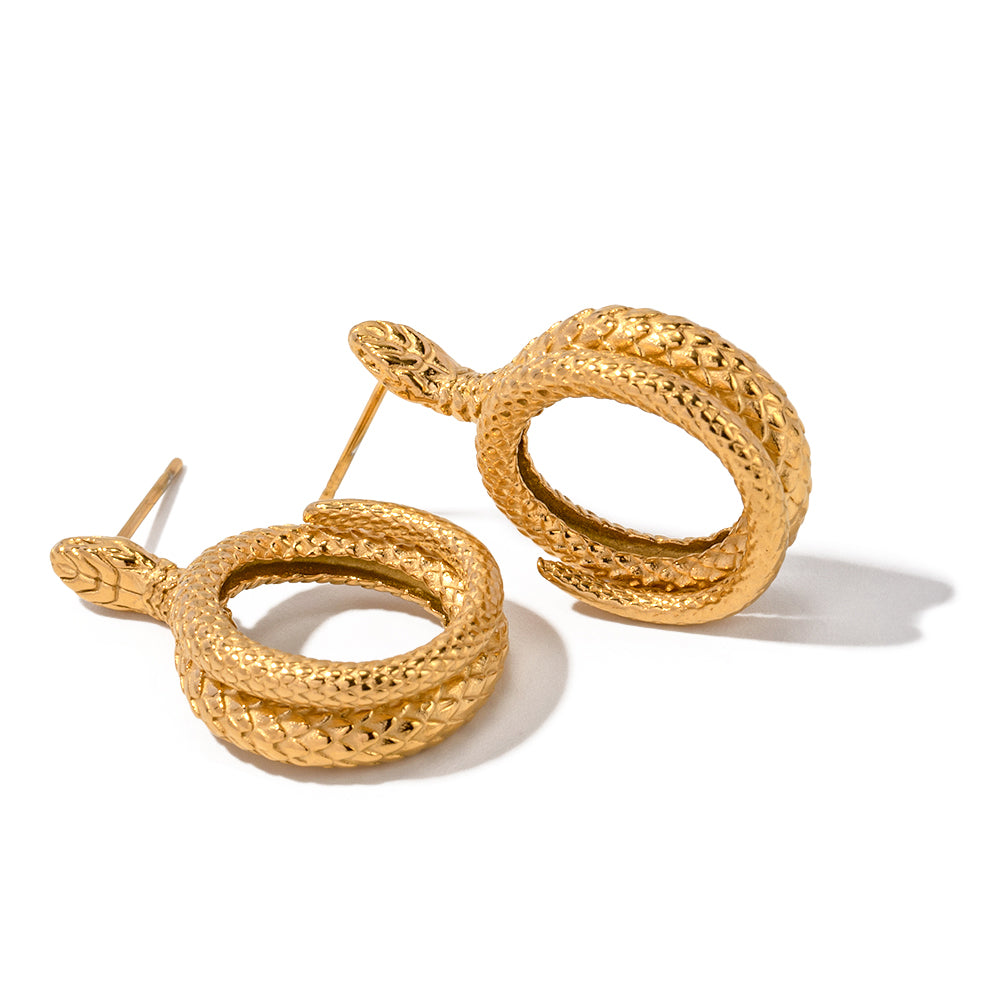 youthwayfashion-serpentine-hoop-earrings-1