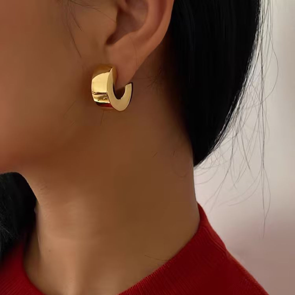 youthwayfashion-gold-plated-c-shape-stud-earrings-3