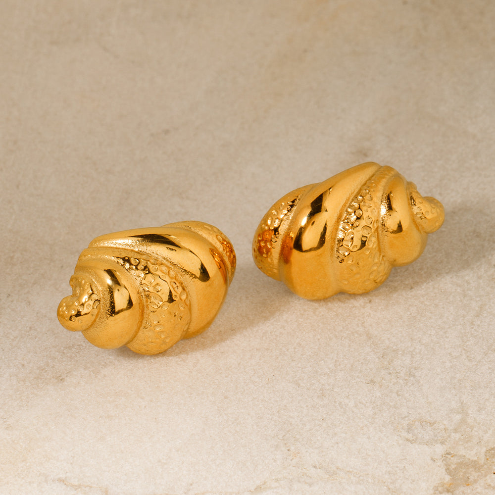 youthwayfashion-hammer-croissant-18k-gold-earrings-2