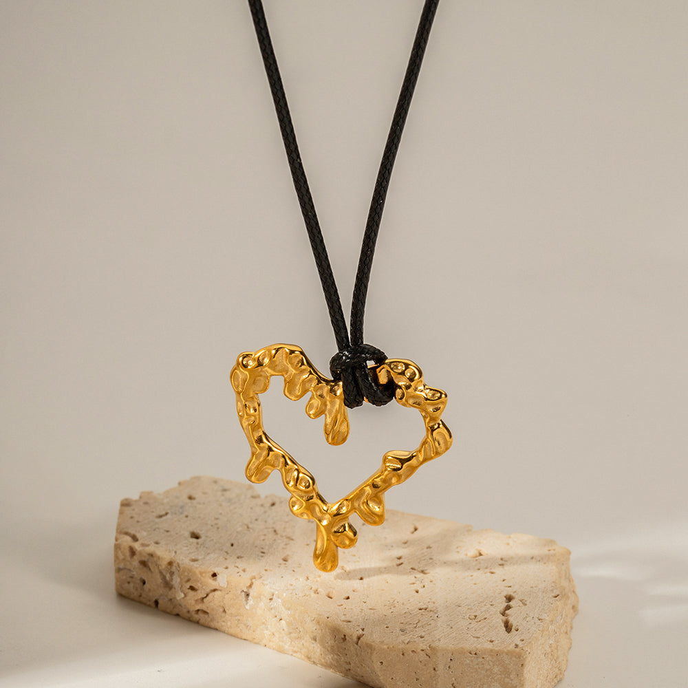 youthwayfashion-lava-heart-pendant-necklace-2