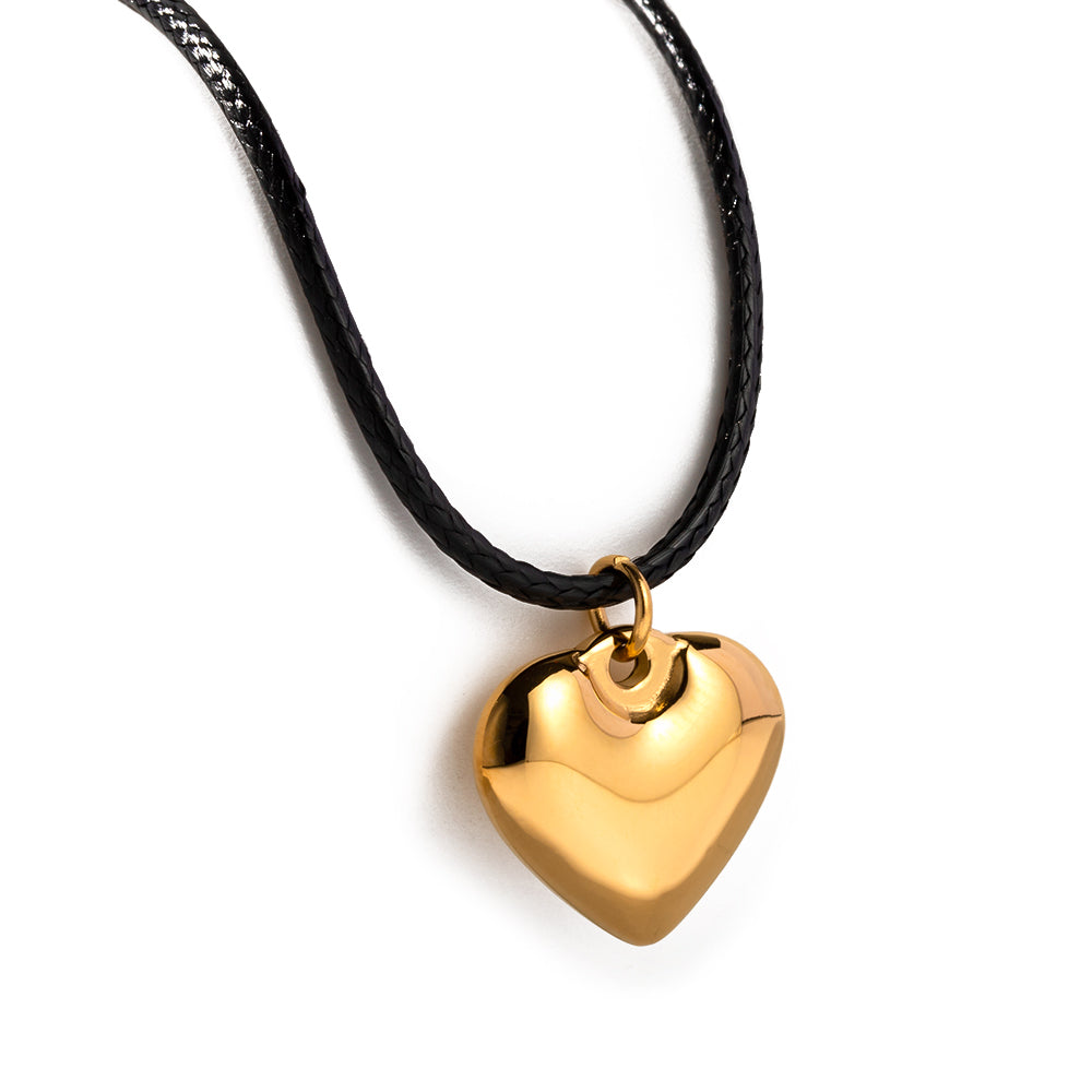 youthwayfashion-gold-heart-pendant-necklace-1