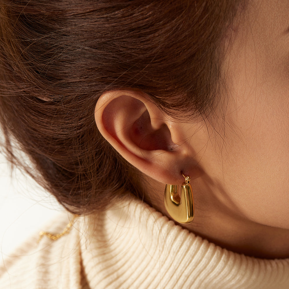 youthwayfashion-fashion-u-shape-hoop-earrings-4