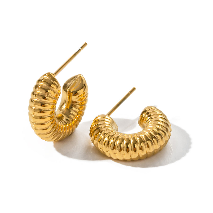 youthwayfashion-small-snail-shell-stud-earrings-1