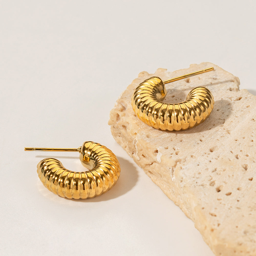 youthwayfashion-small-snail-shell-stud-earrings-5