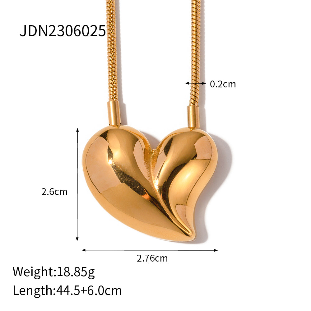 youthwayfashion-gold-heart-necklace-6