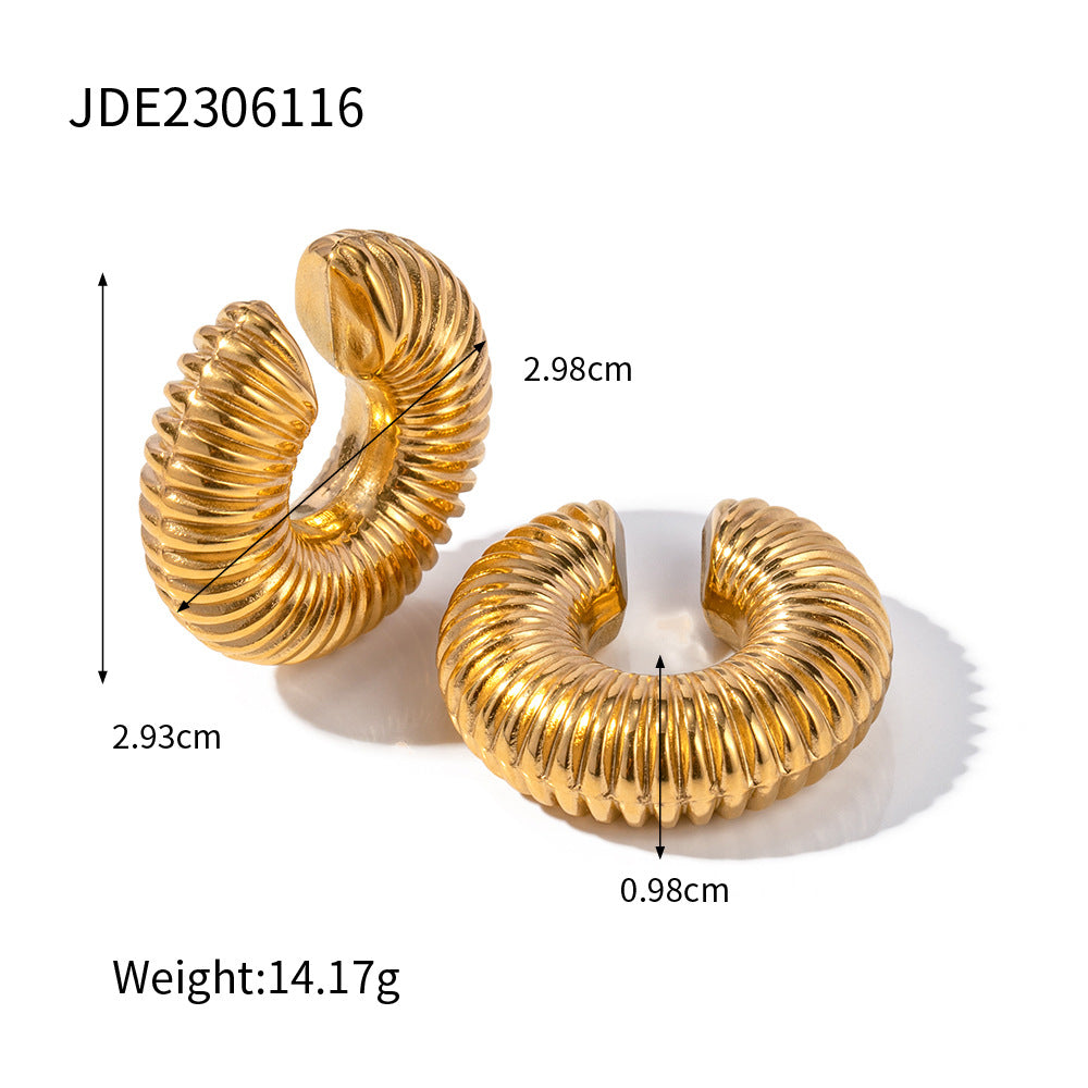 youthwayfashion-gold-wide-tube-earrings-6